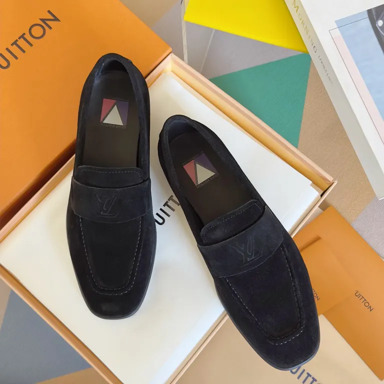 Louis Vuitton Shoe 